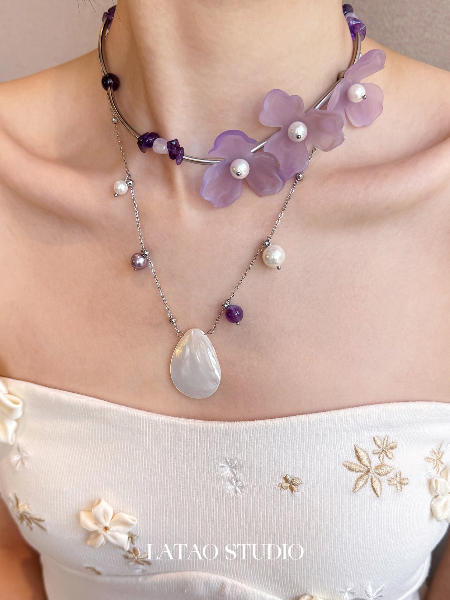 Purple Tone "Amethyst Shell Pearl Flower Necklace