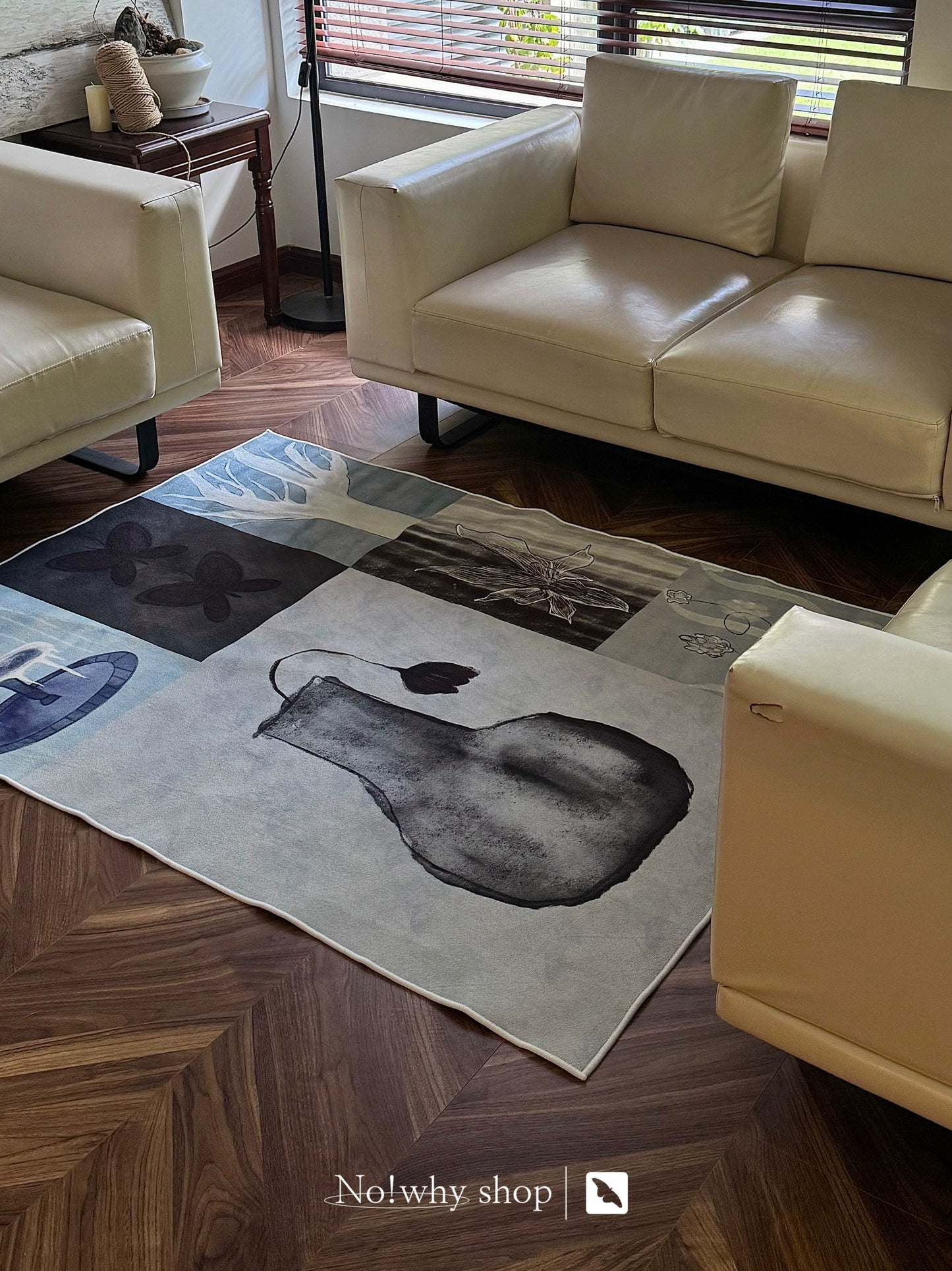 Foldable soft and comfortable short plush carpet "float"