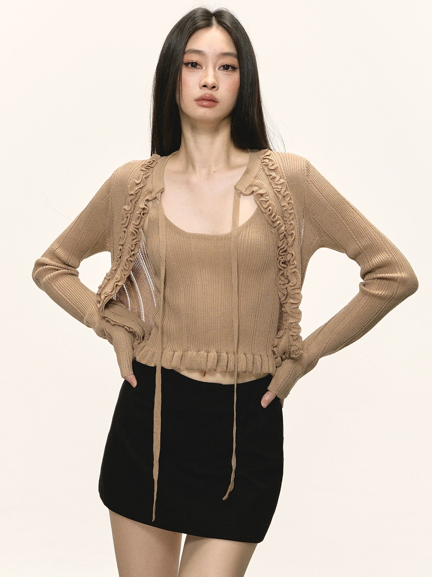 Short cami cardigan two-piece set