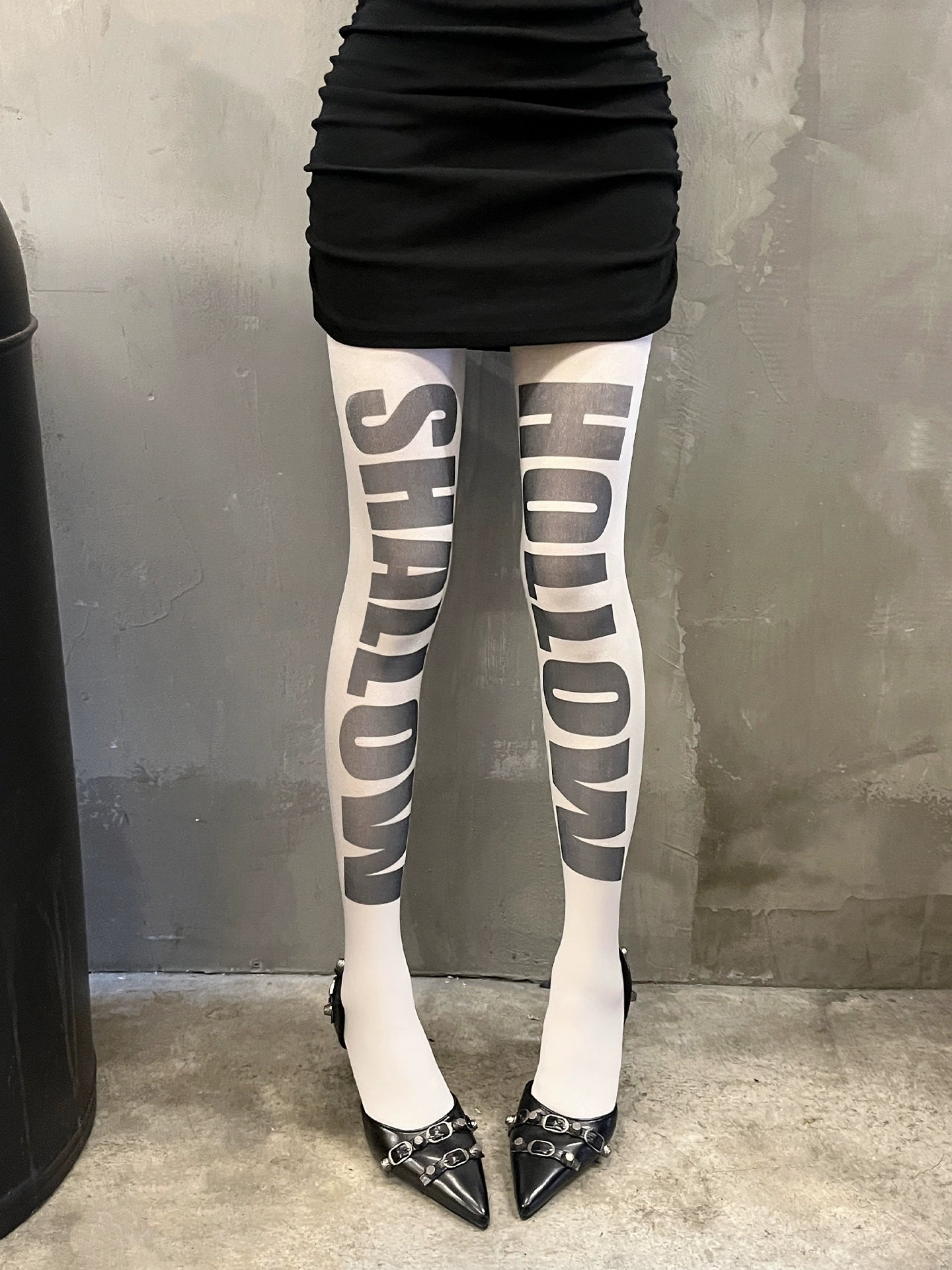 Letter printed pantyhose