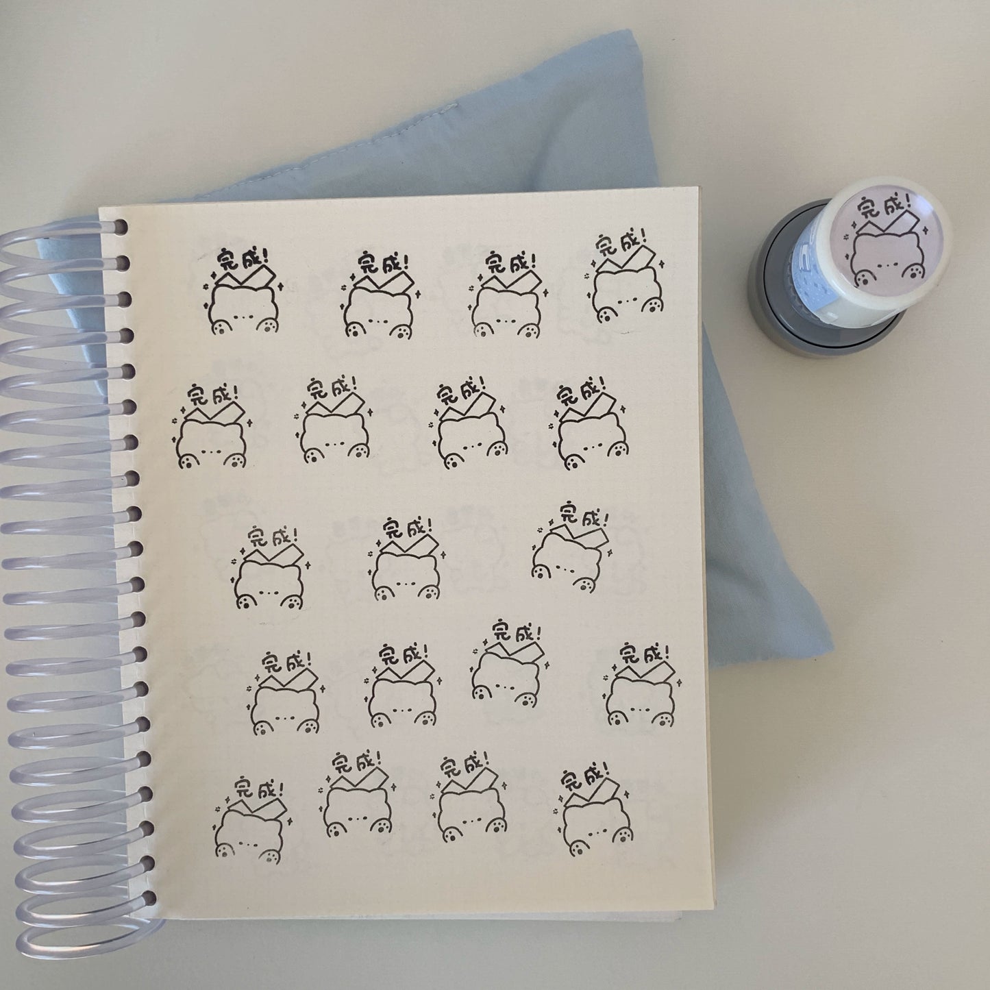 Handheld material cute photosensitive seal
