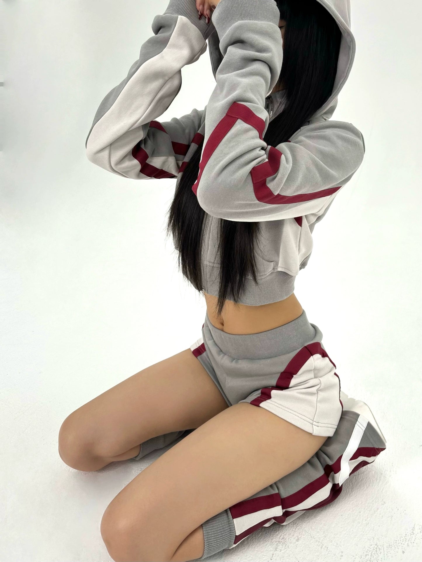 set three-piece set, hooded sweater +  shorts