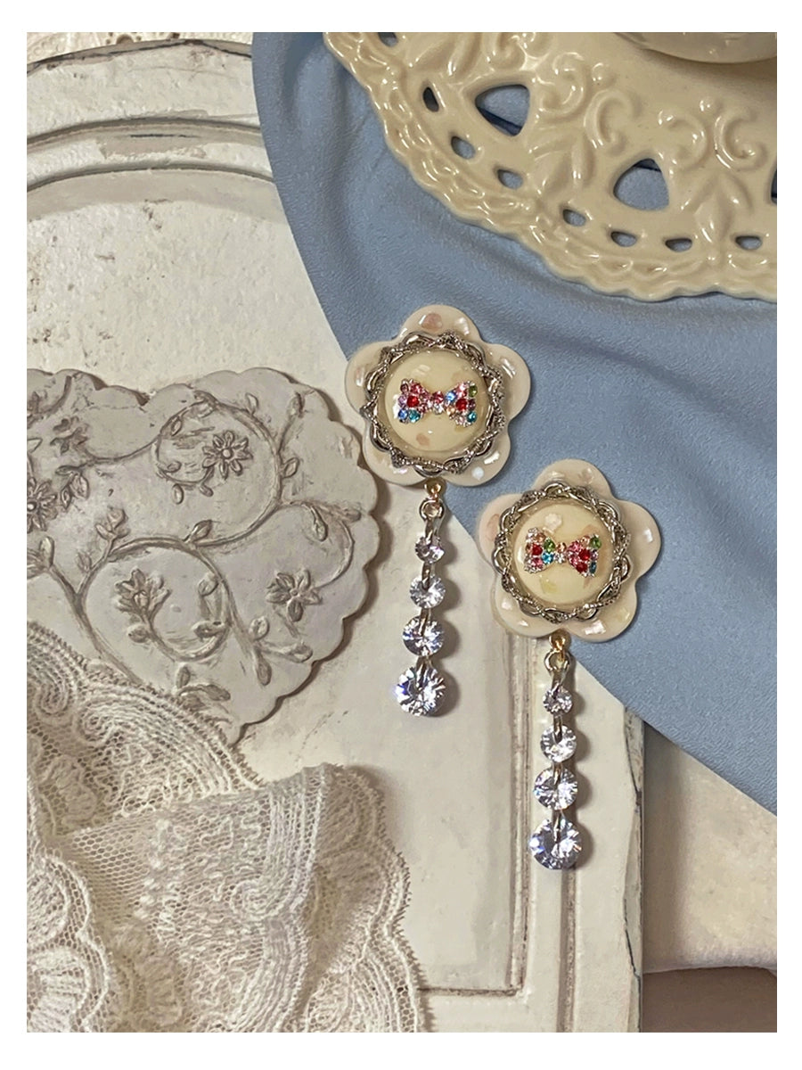 Meiji's Diamond Tears "Heavy Industry Antique Silver Sparkling Tears Water Diamond Earrings Gorgeous Millennium Princess