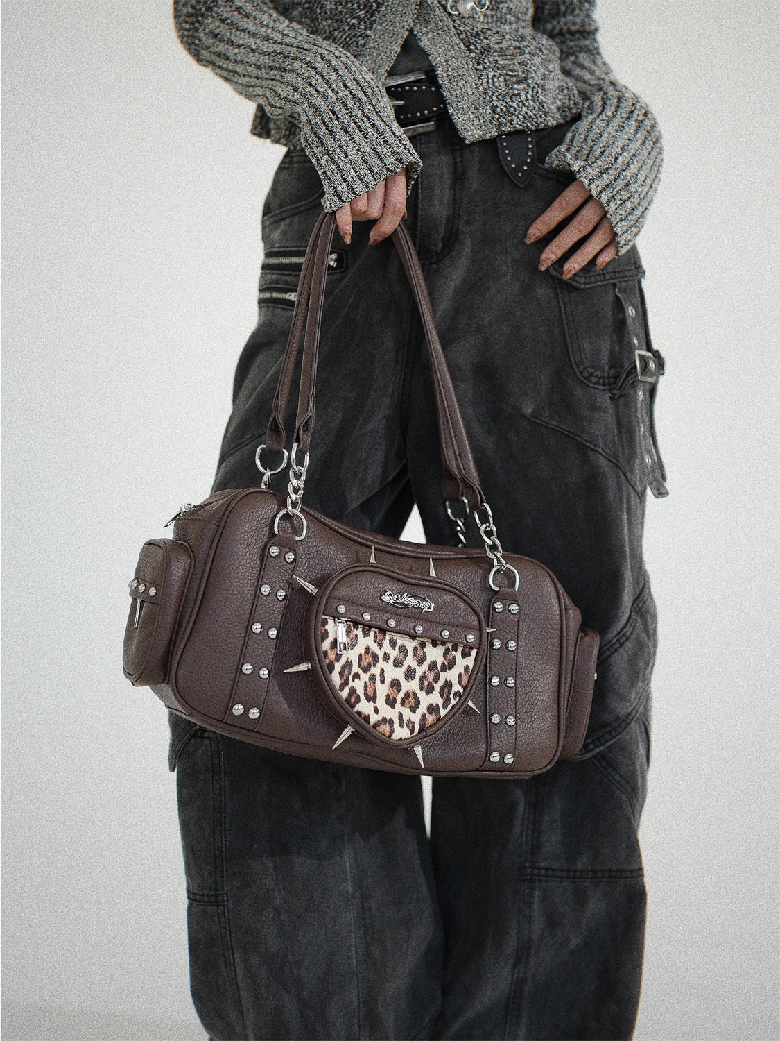 Abigail Rivet Love Leopard Pattern Underarm Bag