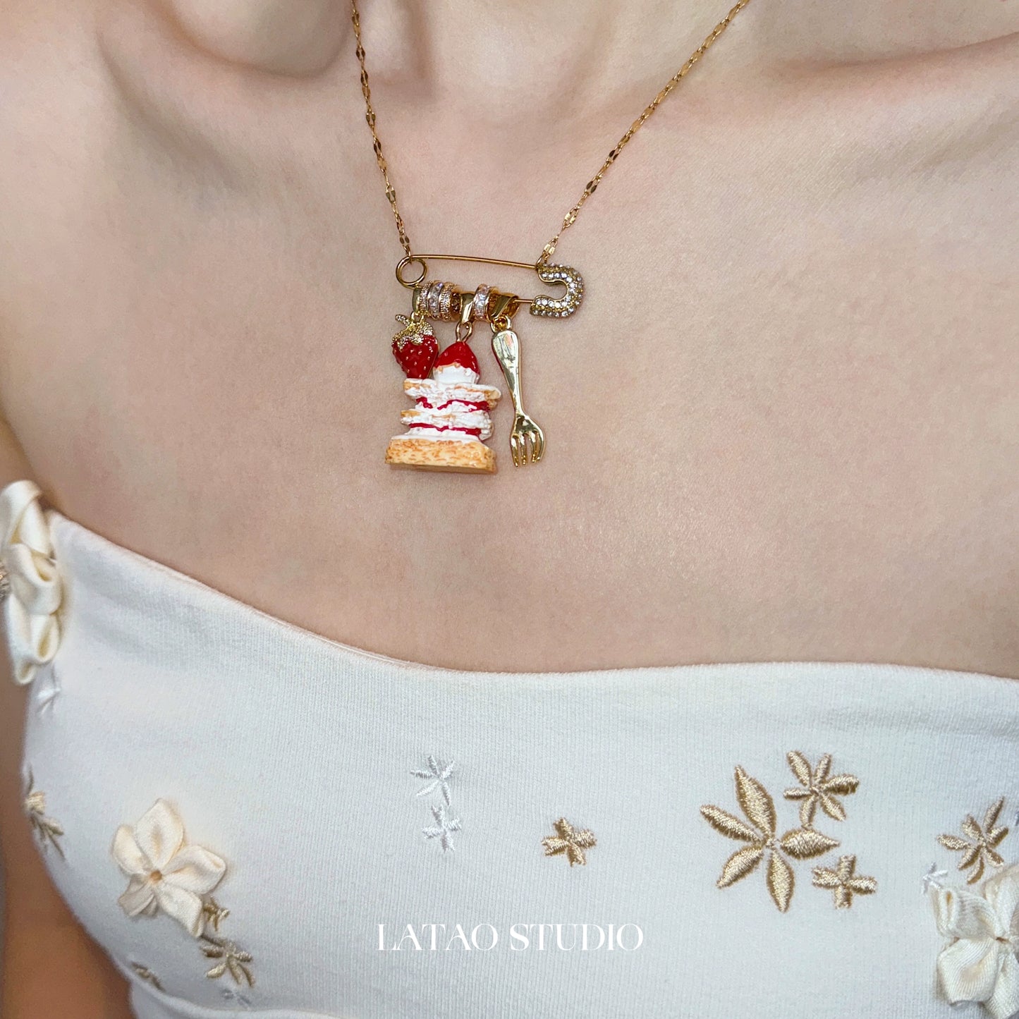 Mousse Golden Strawberry Cake Paper Clip Zircon Necklace
