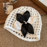 Three dimensional flower hollow woven toe cap