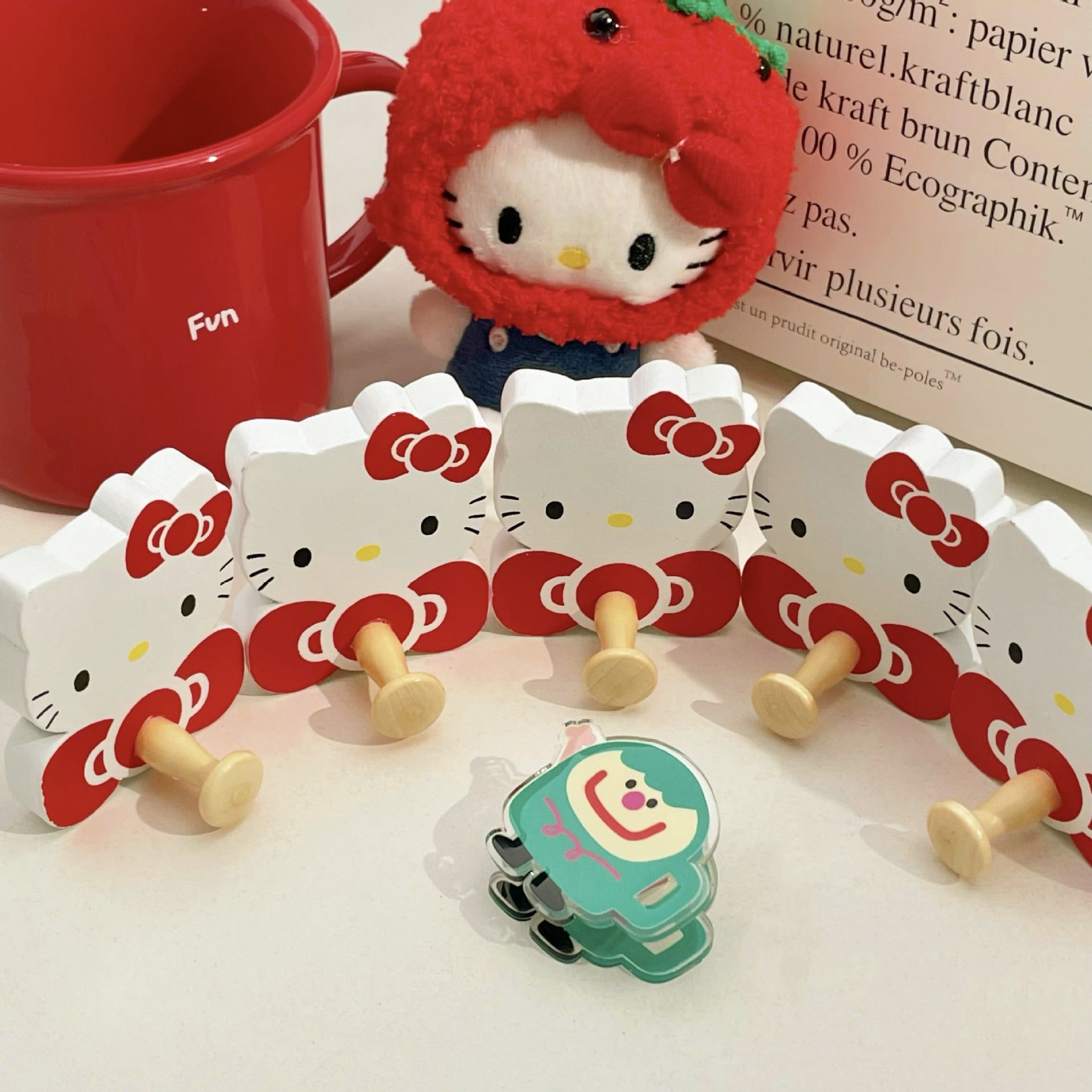 Non perforated wall hook Hello Kitty