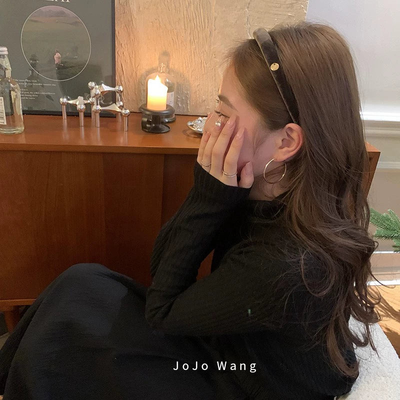 Zongmu colored satin scrunchie