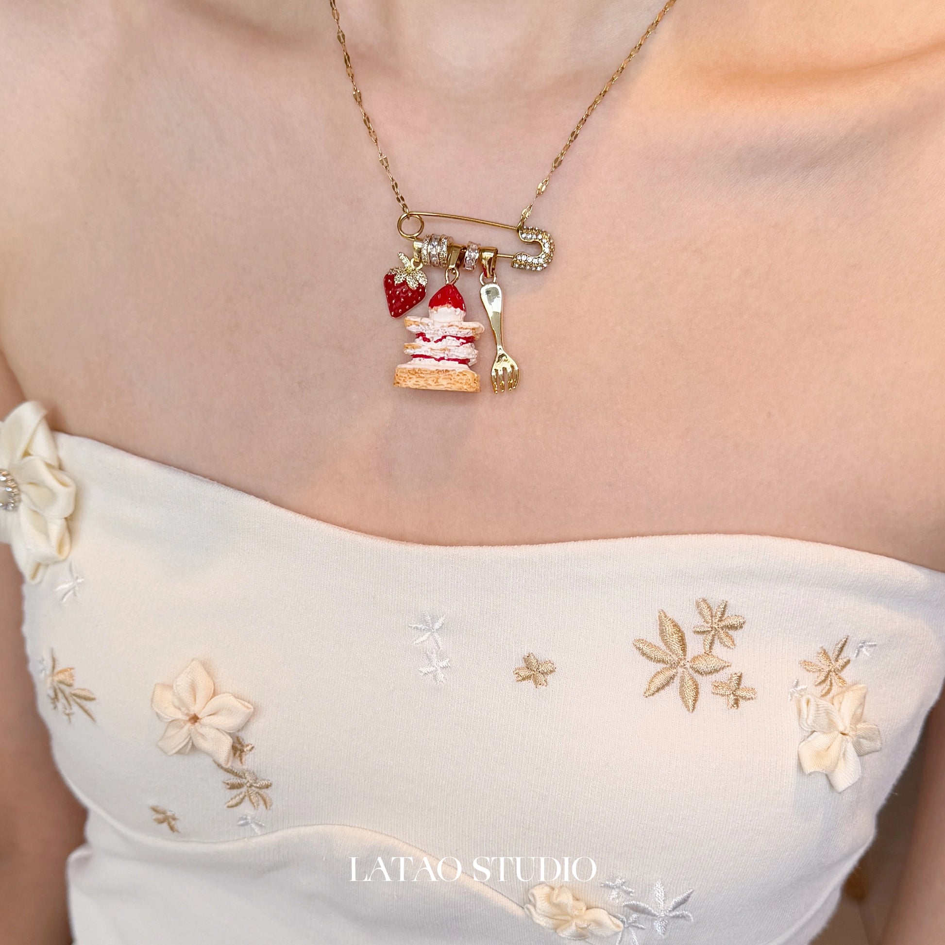 Mousse Golden Strawberry Cake Paper Clip Zircon Necklace