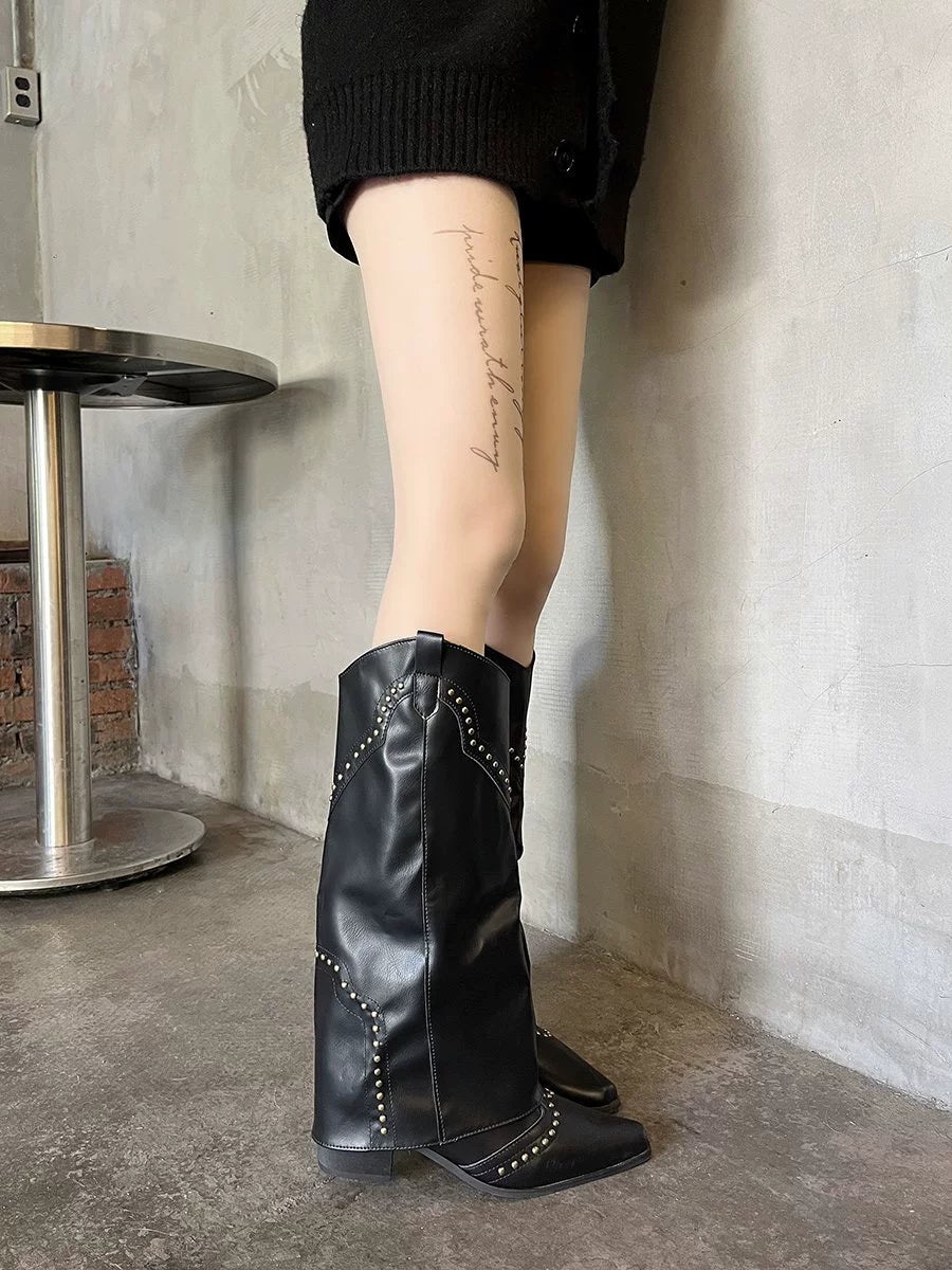 Letter print, skin tone, pantyhose tattoo