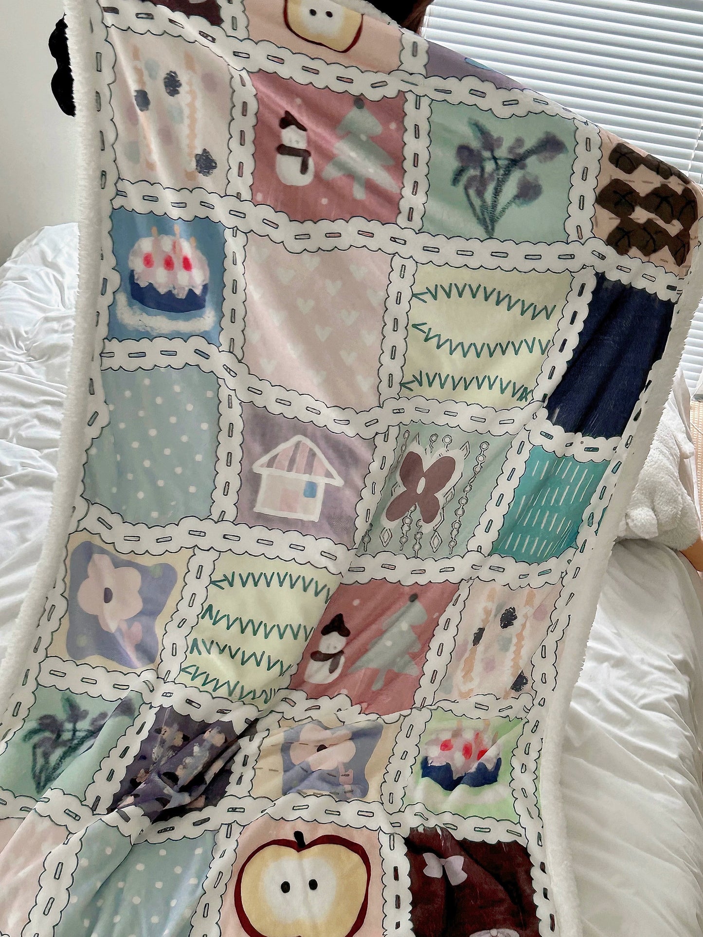 Fun Extended Flannel Lamb Fleece Double Layer Thick Blanket