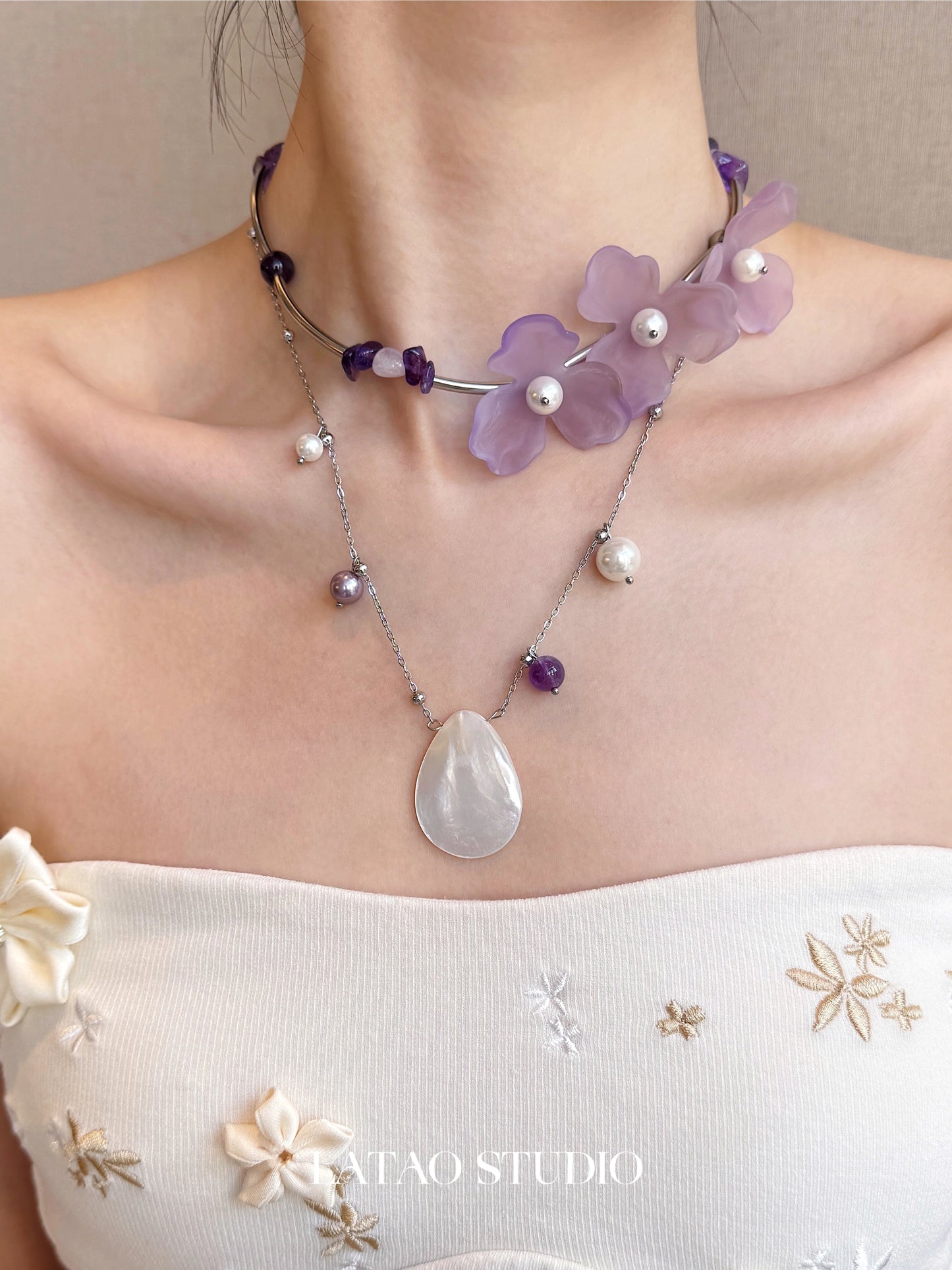 Purple Tone "Amethyst Shell Pearl Flower Necklace